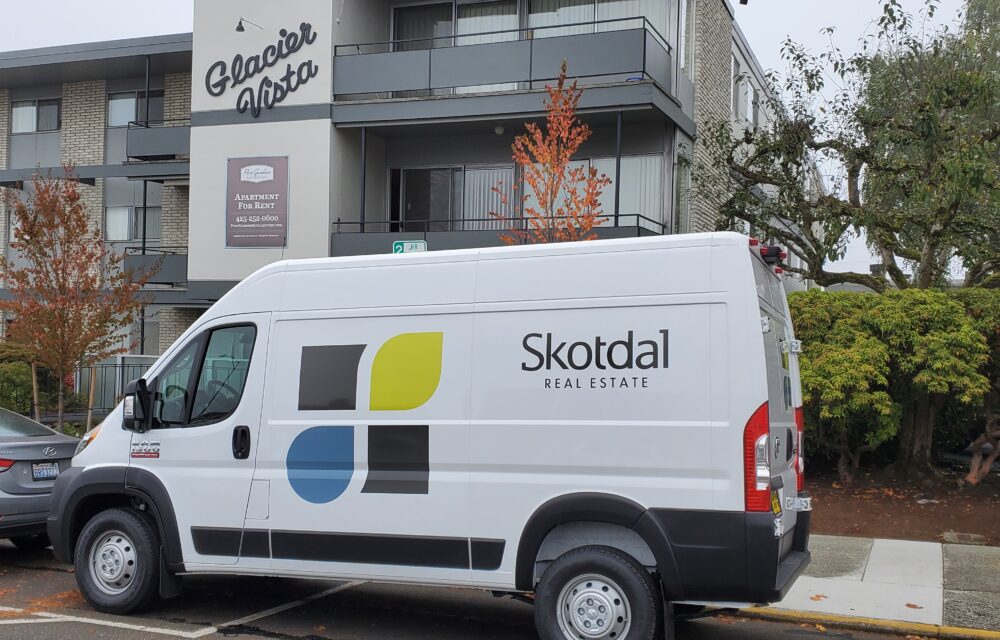 Skotdal van with Glacer Vista in background